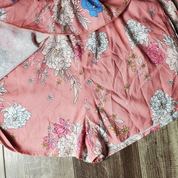 NWOT Teurkia Pink Floral Girls Romper Size Large - Picture 15 of 16